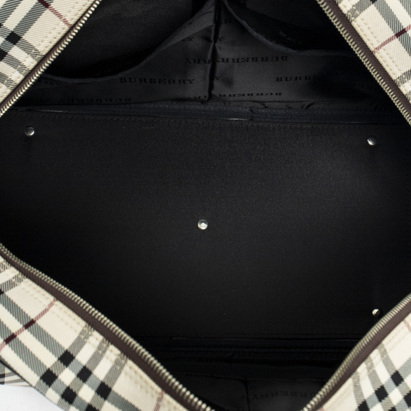 Burberry Travel Boston - Picture 6 of 8